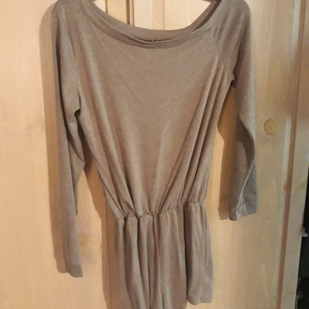 MagicMK SIZE MEDIUM. romper